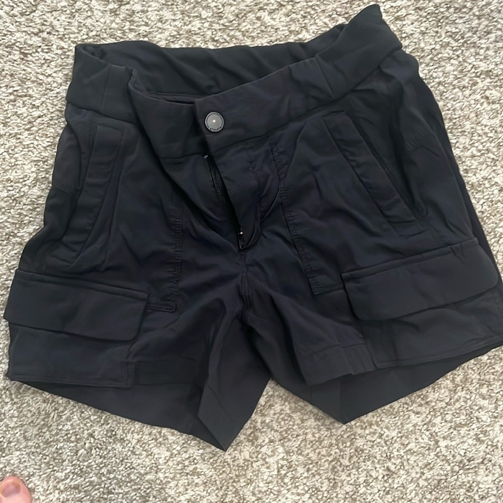 Black Athleta sporty shorts